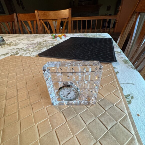 Waterford Desk Or Mantel Crystal Battery Operated Clock 3" x 3" x 1" - Picture 2 of 7